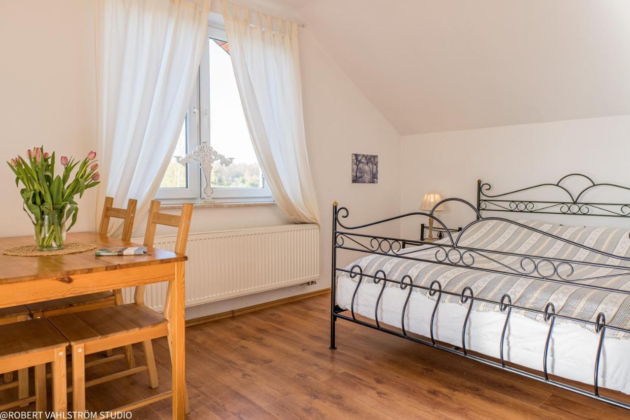 Osrodek Wypoczynkowy Swallow Apartment Grzybowo  Ngoại thất bức ảnh