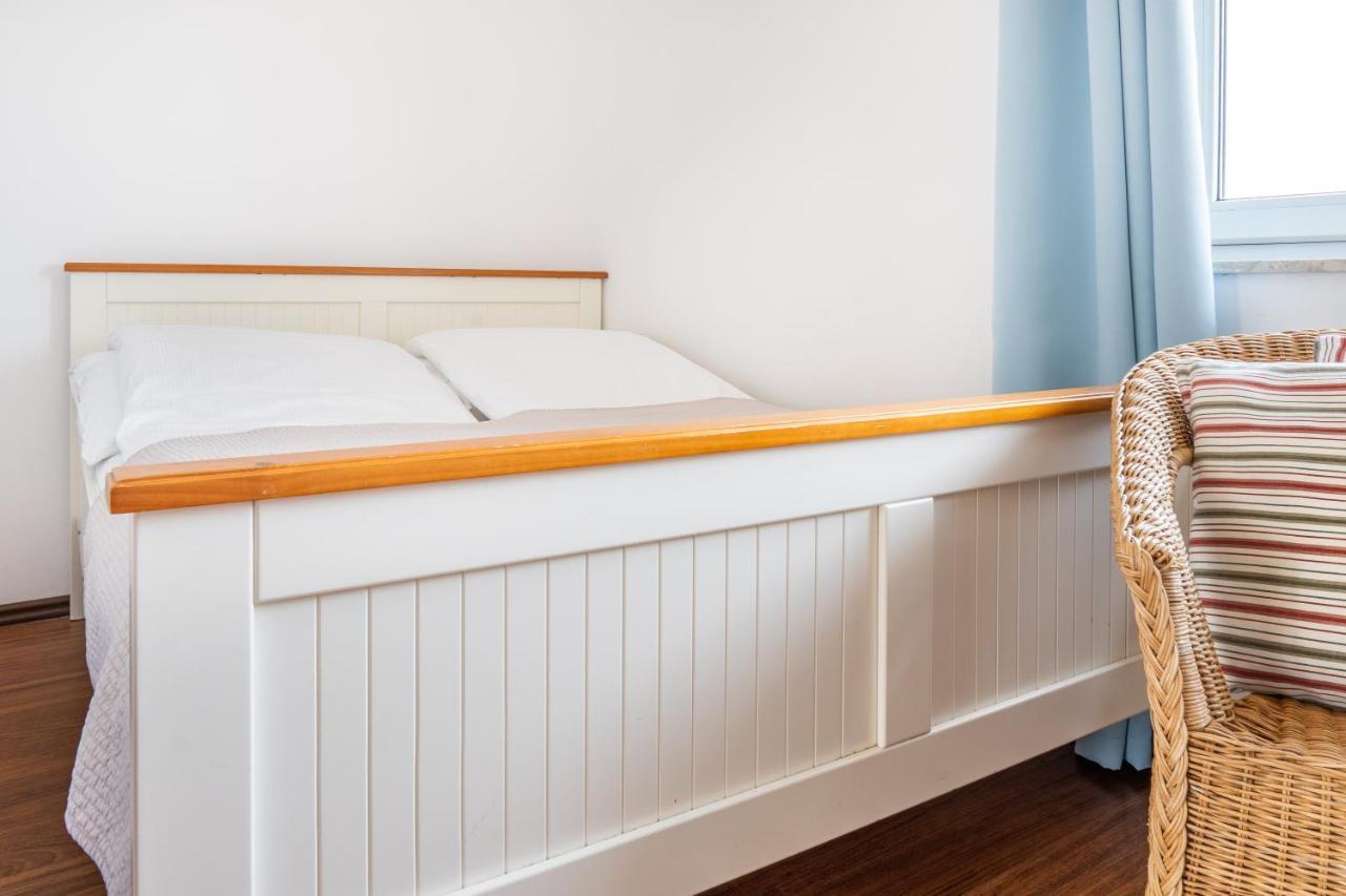 Osrodek Wypoczynkowy Swallow Apartment Grzybowo  Ngoại thất bức ảnh